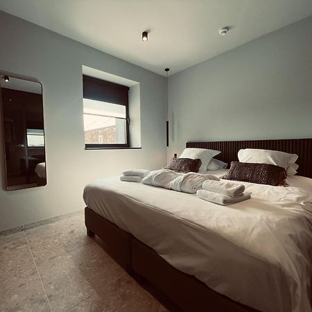 Domaine Sur Les Sarts Hotel Ohey Bagian luar foto